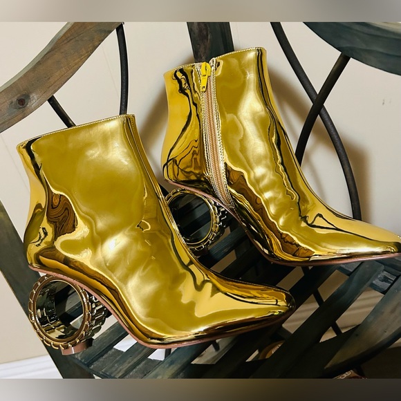 Katie Perry Linkys Golden Booties sz 5 1/2 - Picture 2 of 8